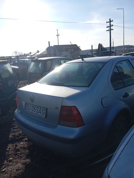 Vând wv Bora 1.6 16 valve an 2002