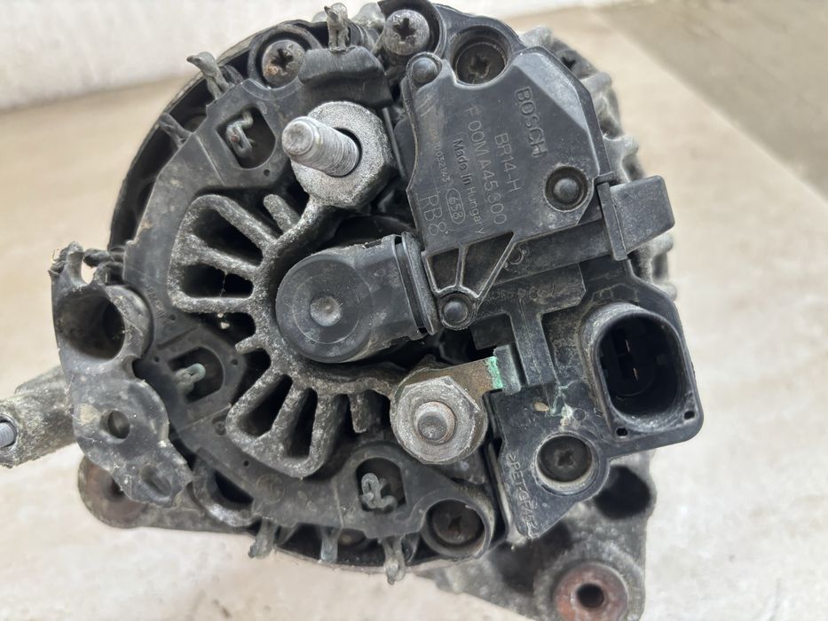 Alternator skoda octavia 2 1.6 mpi benzină