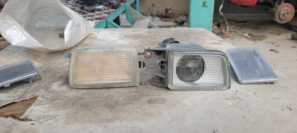 Продается туманка поворотник и обманка на гольф 3