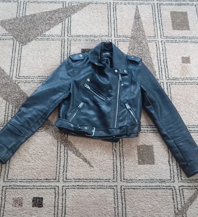 одежда в хорошем состоянии.