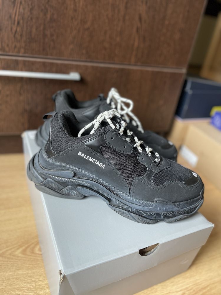 Balenciaga Triple S