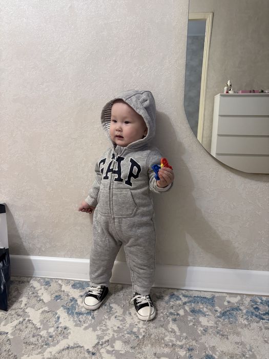 Осенний комбинезон Gap