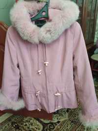 Продается женская куртка парка пихора.