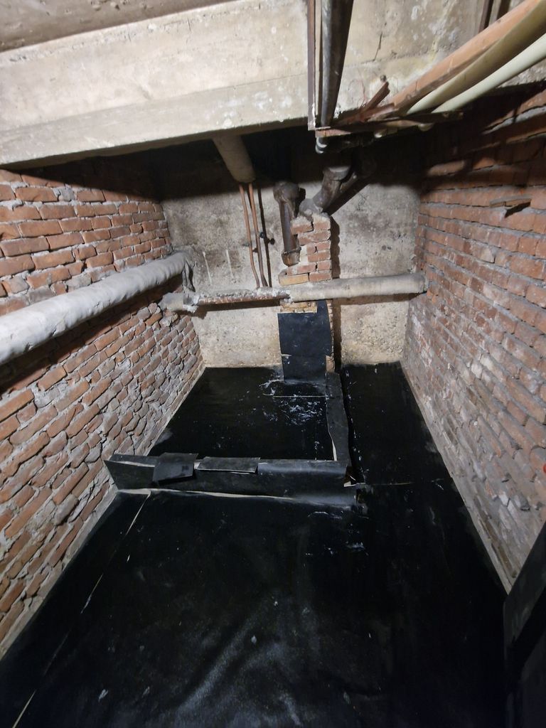Дава се под наем Склад в София, Център - 8 кв.м за 255 € - Снимка #5