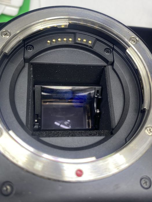 Камера canon 1100D