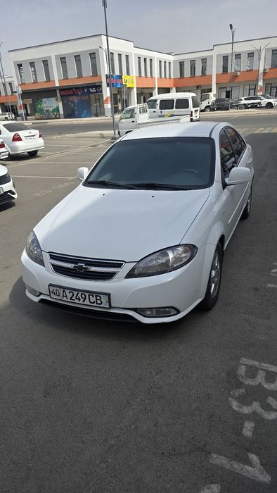 Gentra avtomat  bez luk kraskasi  orqa krilo metan holati zor