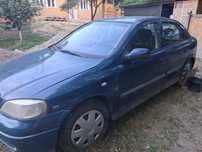 Opel Astra G 1.6 benzina, 2001 – Motor cu defect, se poate conduce.