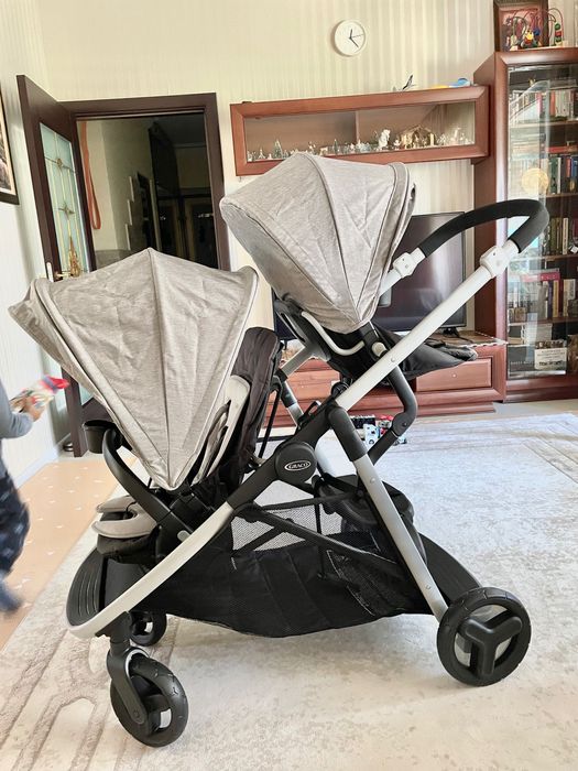 Double stroller(Двойна количка)