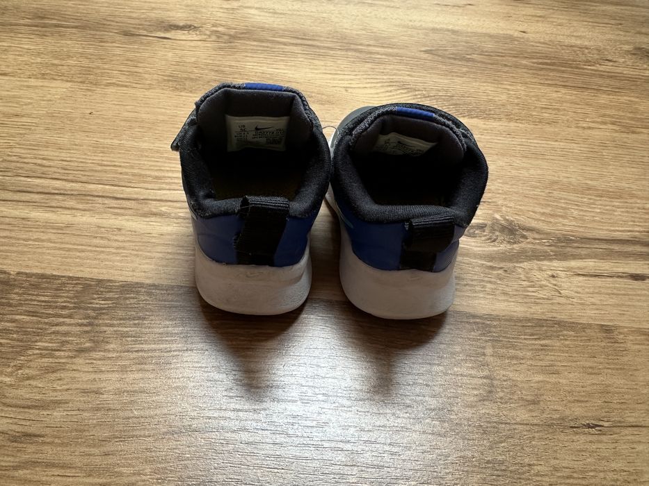 Adodasi nike nr21