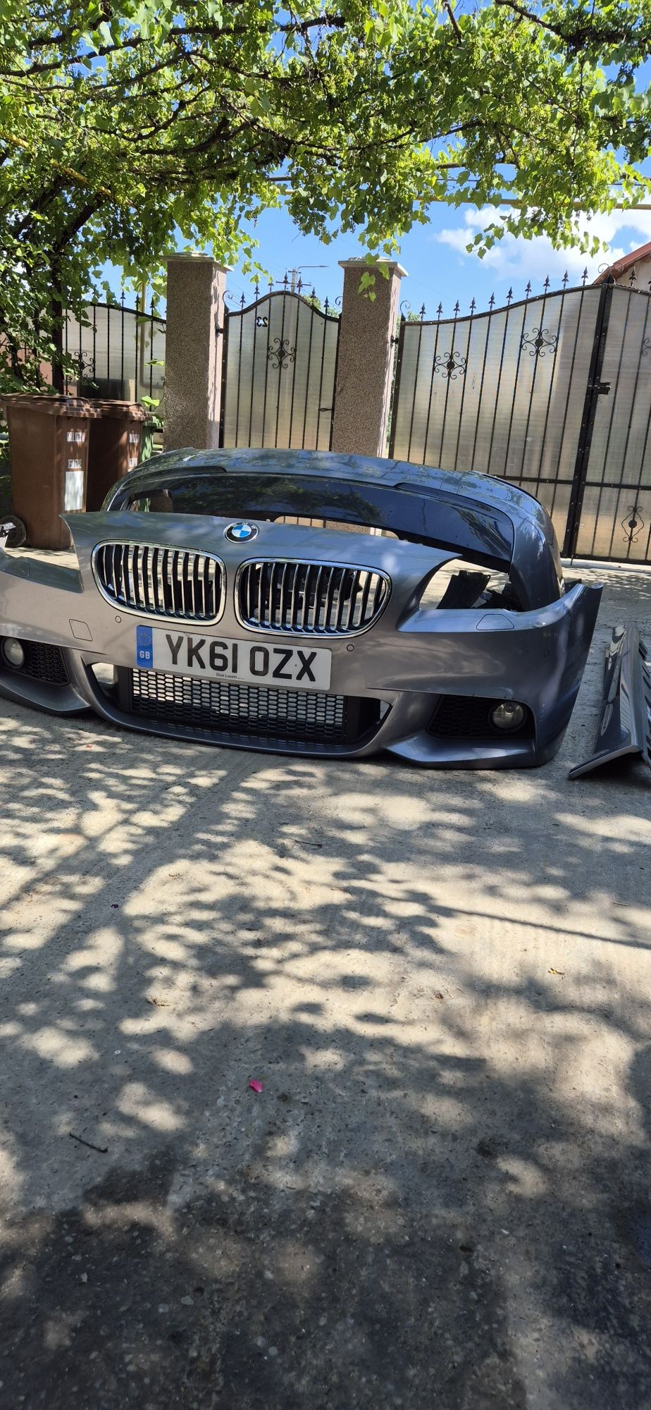 Bara fata M bmw f10 f11 bara spate. Praguri chit complet M-pachet
