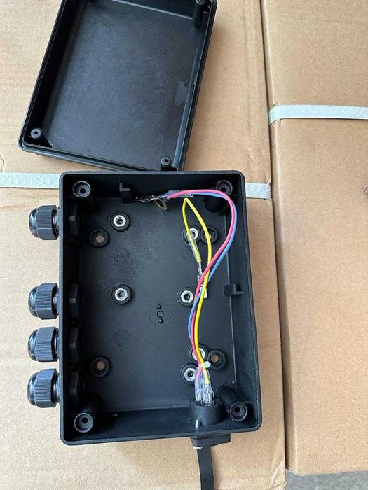 Carcasa cutie troliu auto+ telecomnad cu fir