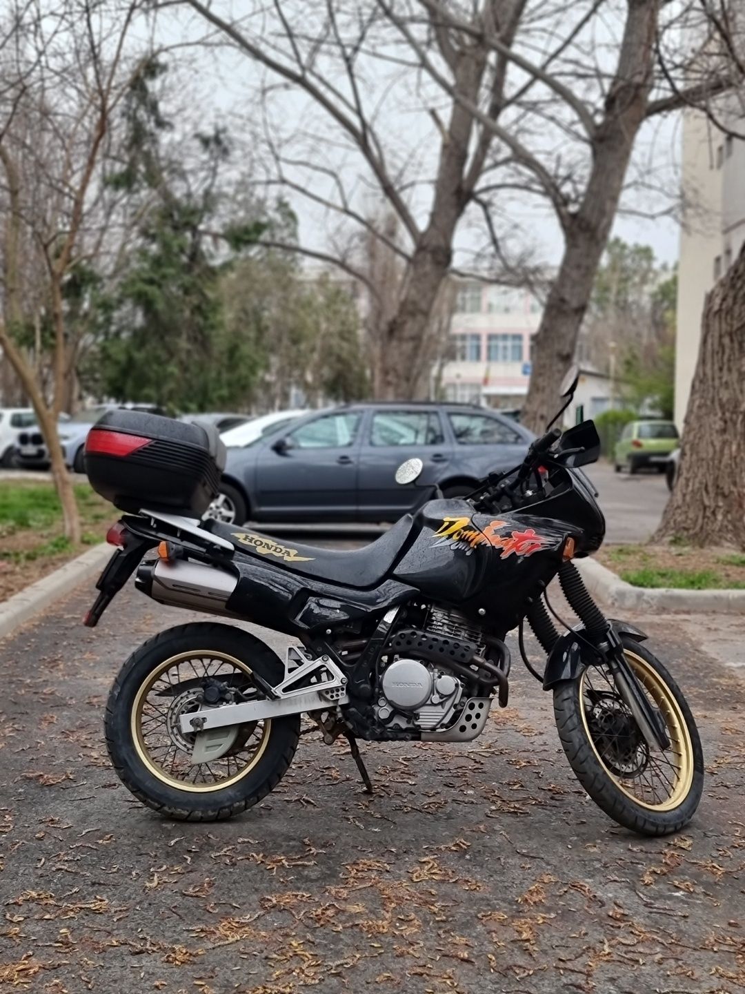 Honda Dominator NX 650