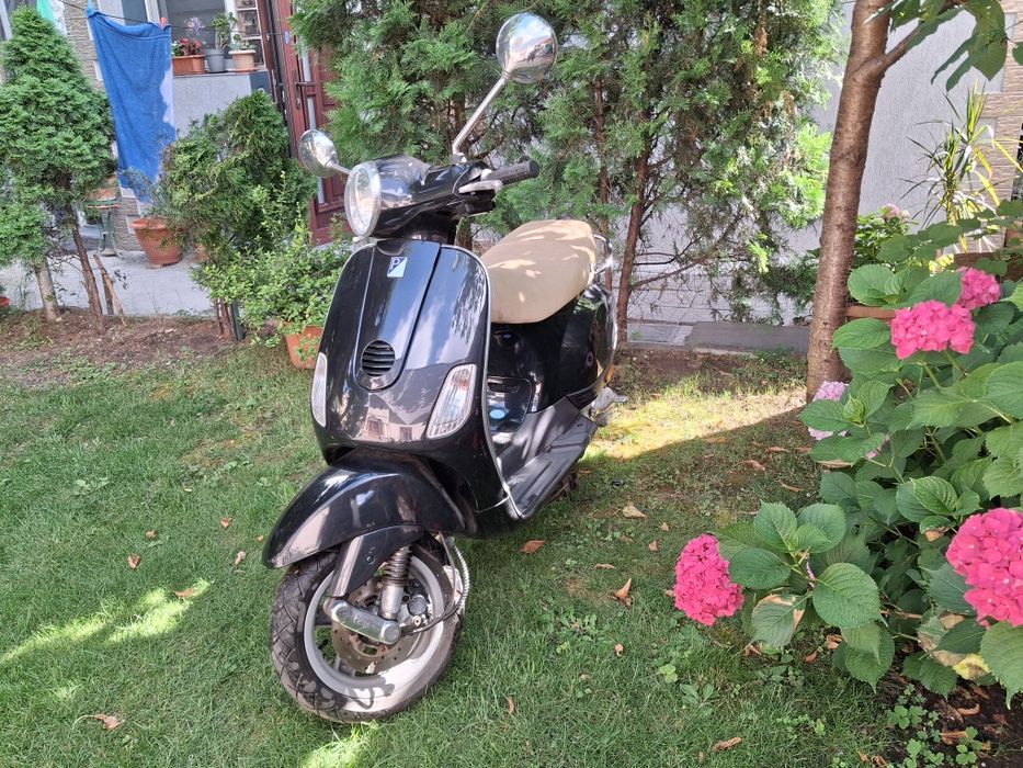 Piaggio Vespa LX 50