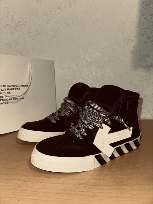 Off White vulcanized