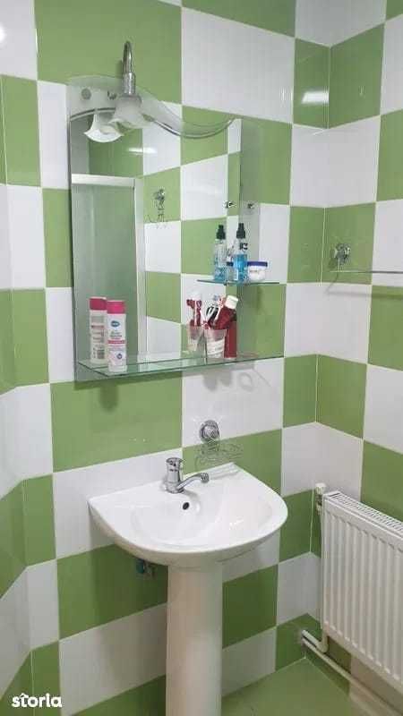 Închiriez apartament cu o cameră