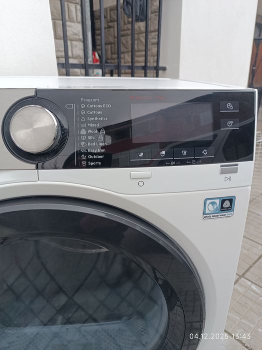 Сушилня AEG 9 кг термопомпа