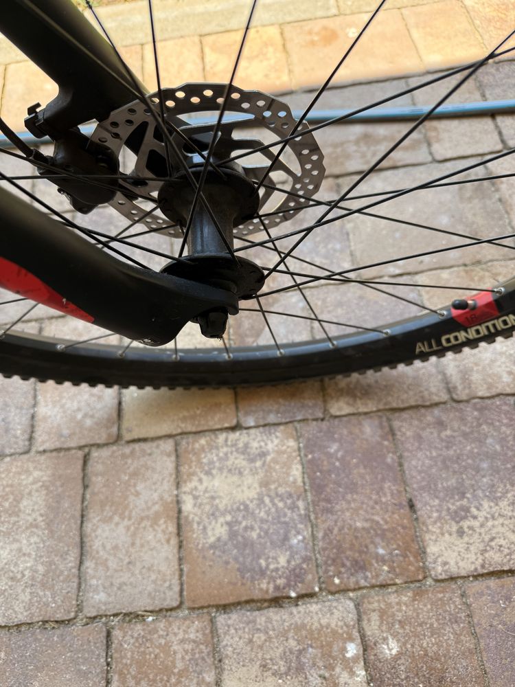 Електрически велосипед Rockrider с вграден Bafang мотор