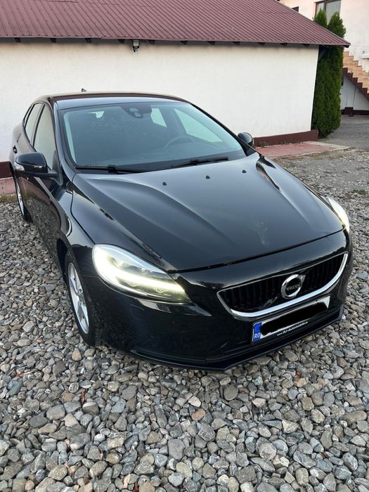 Volvo V40 diesel 2.0, avariat, AVARIATE