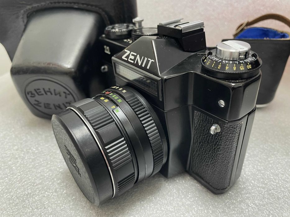 Перфектен! Фотоапарат ЗЕНИТ-11 СССР