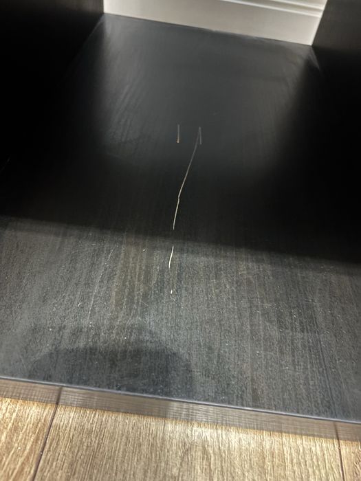 Birou IKEA Micke negru-maro