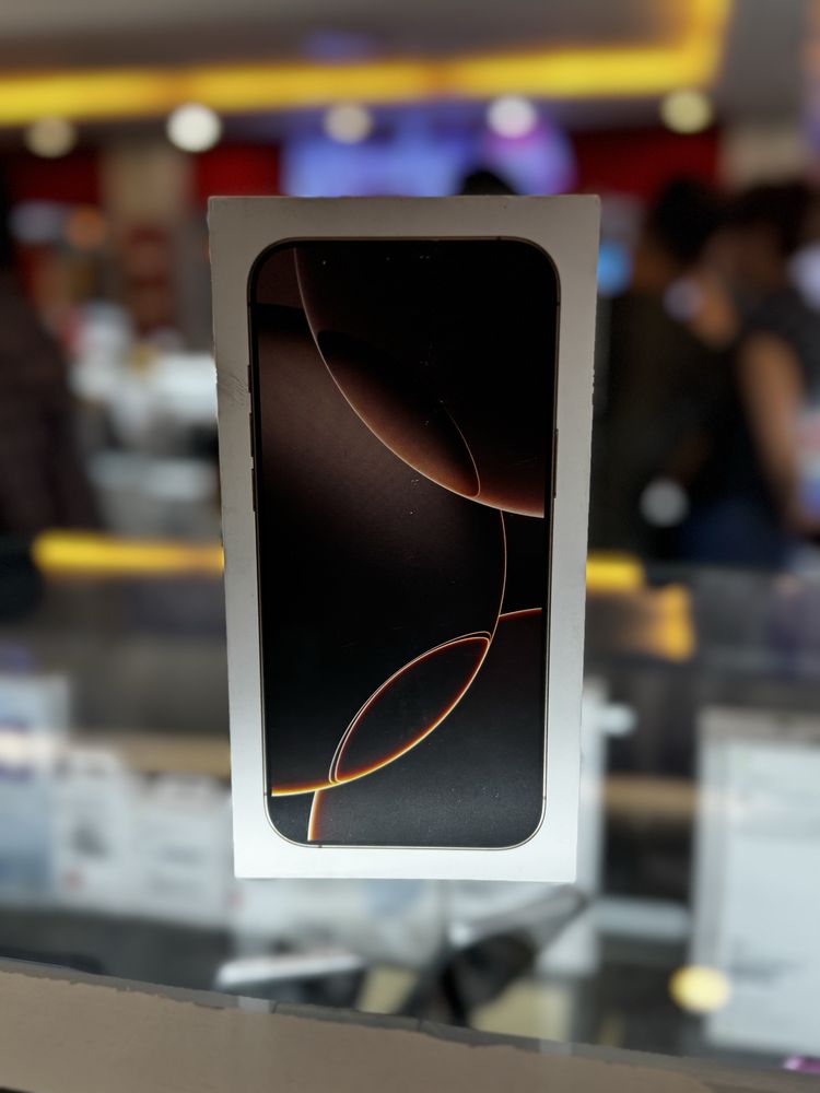 Новый 16 Pro Max 512 + чехол стекло и адаптер