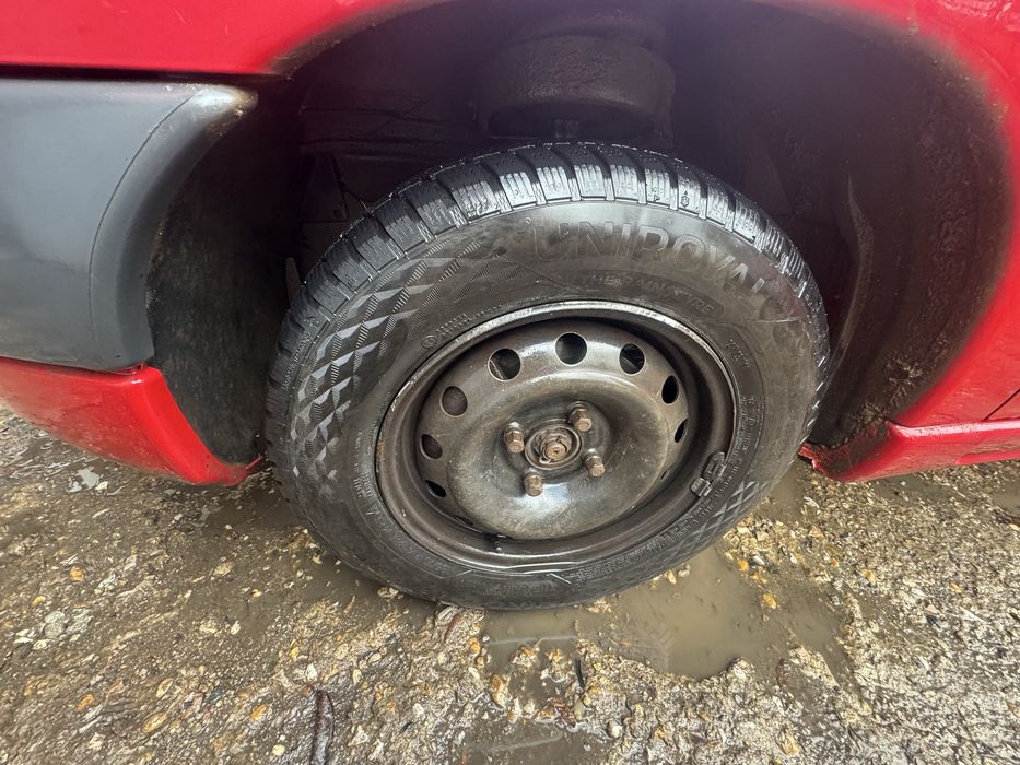 Берлинго на части