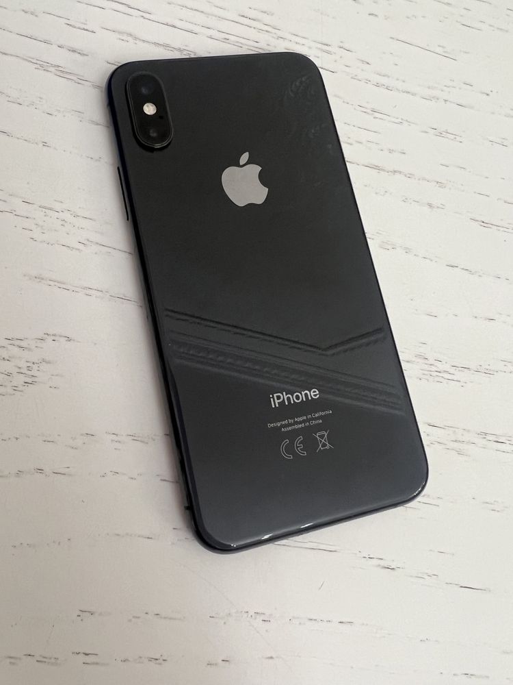 iPhone XS 64 GB (чёрный)
