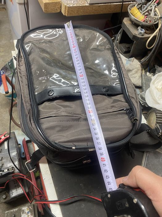 Tankbag geanta rezervor cu magneti de codita tailbag