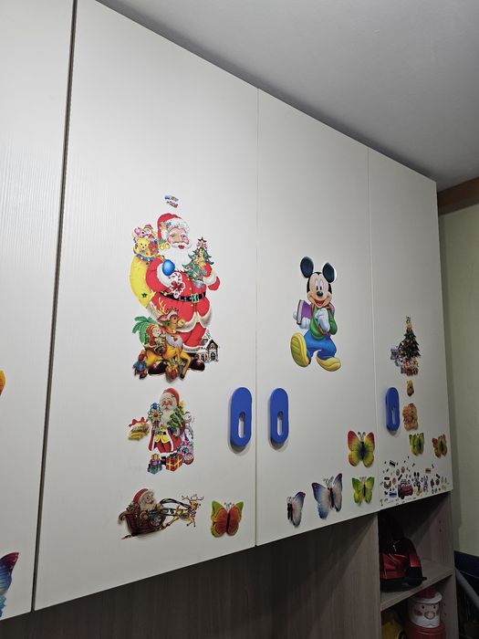 Mobilier complet pentru copiii