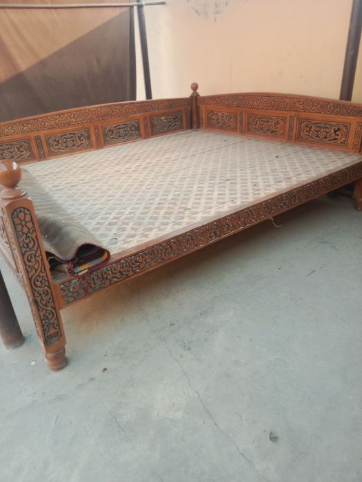 Karavot soʻri sotiladi