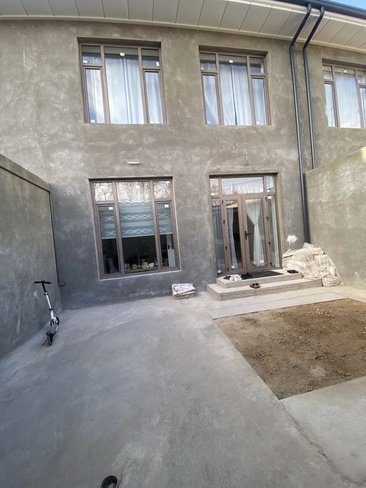 Срочна  сотилади участка назарбек мевазор махаллада