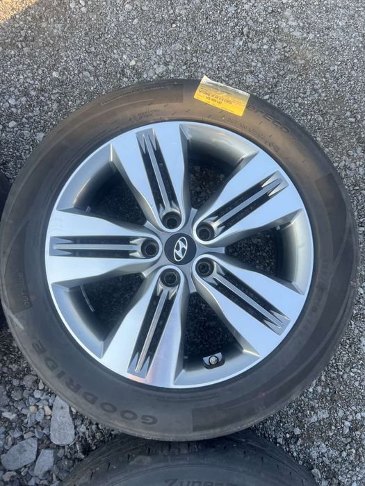 Оригинални джанни Хюндай 5/114.3 Hyndai IX35,Tucson 5x114.3

Употребяв