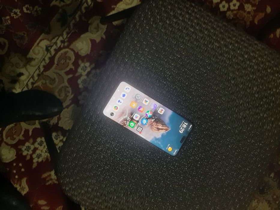 Xiaomi 13 lite sotiladi aybi yoʻq 8ga 128  iphone 11proga obmen bor