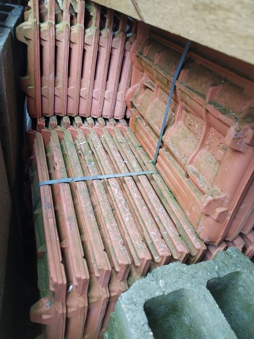 Țiglă nexe de vânzare