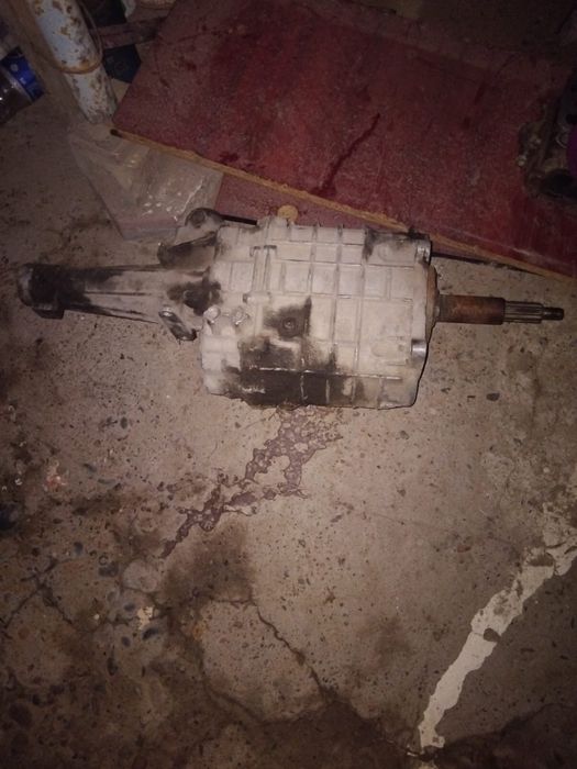 Запчать от газели Коробка