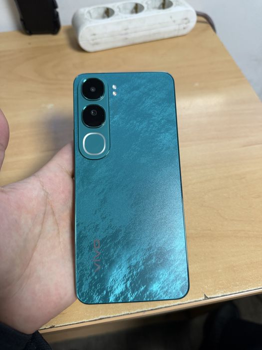 Vivo v40 lite 128 GB