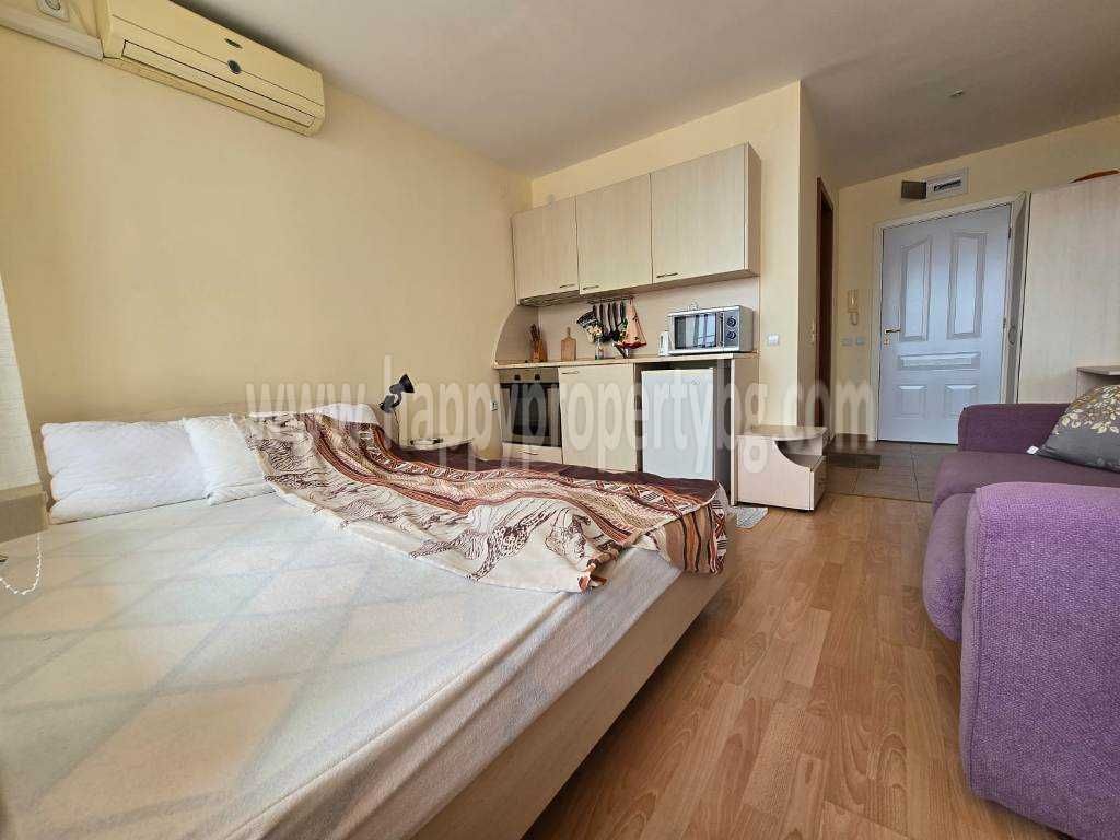Продава се Едностаен апартамент в Свети Влас - 32 кв.м за 1625 €/кв.м - Снимка #2