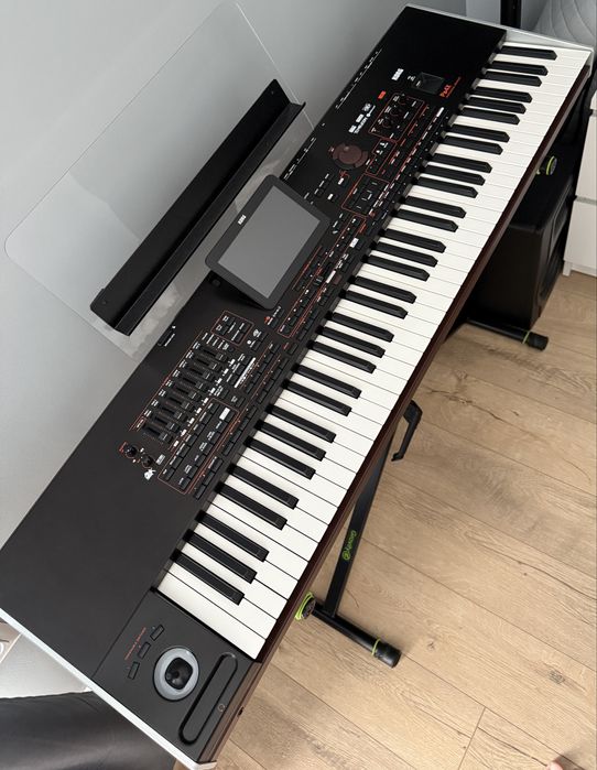 Korg PA4X - 76 International