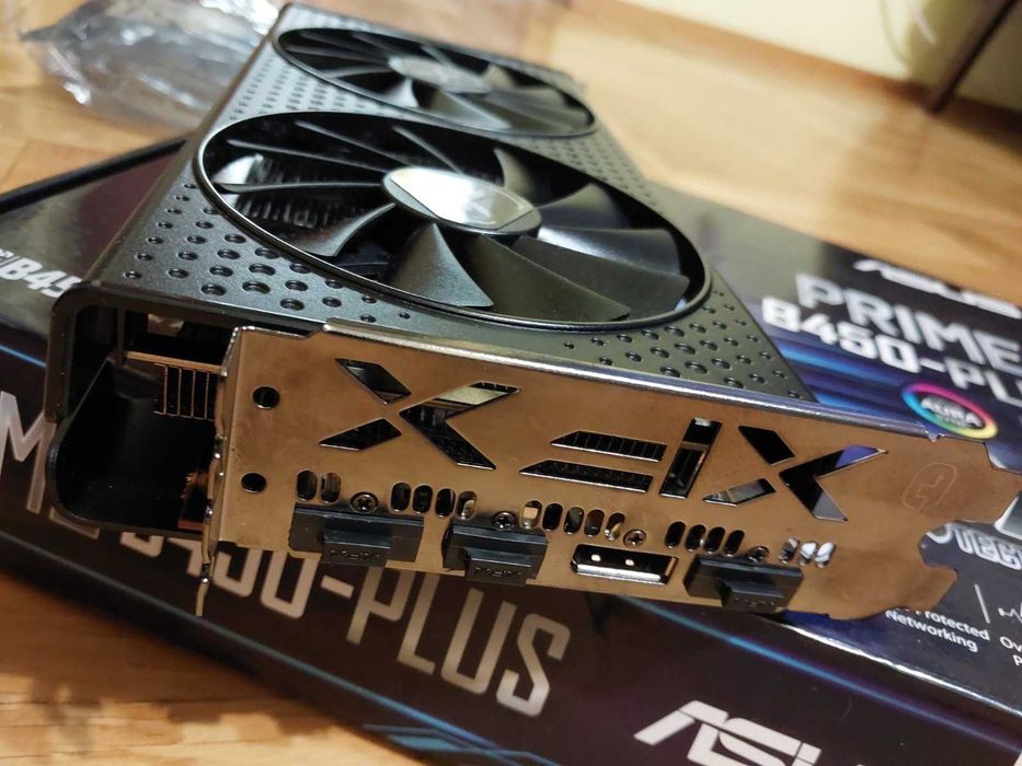 XFX RX 6650XT 8GB Speedster SWFT 210