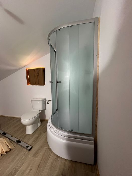 Cabina de dus noua