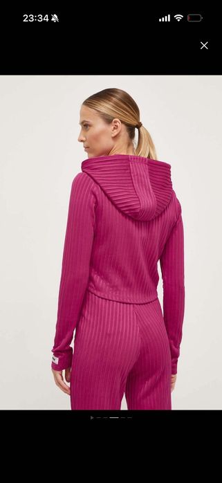 Дамско горнище GUESS