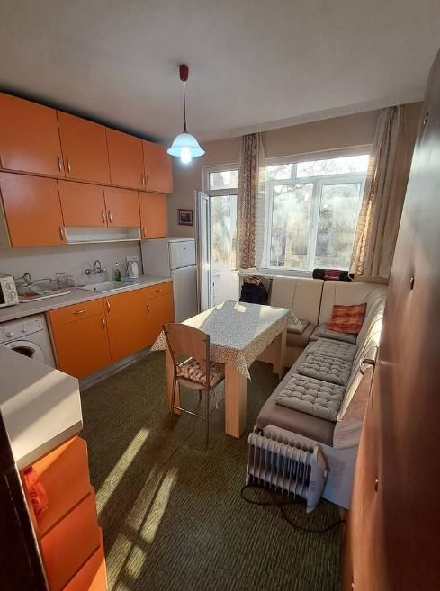 Двустаен апартамент в района на Центъра