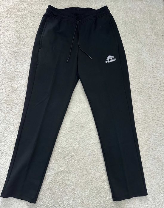 Нов Мъжки Екип Flair Размер М - Flair Анцуг Model 111111