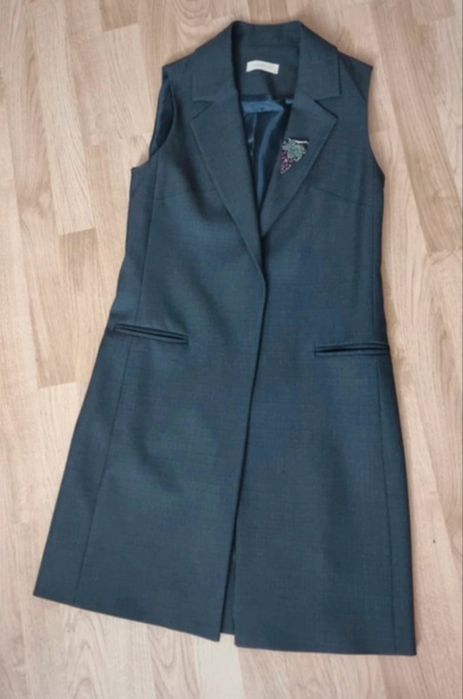Costum format din vestă si pantalon măr. 38