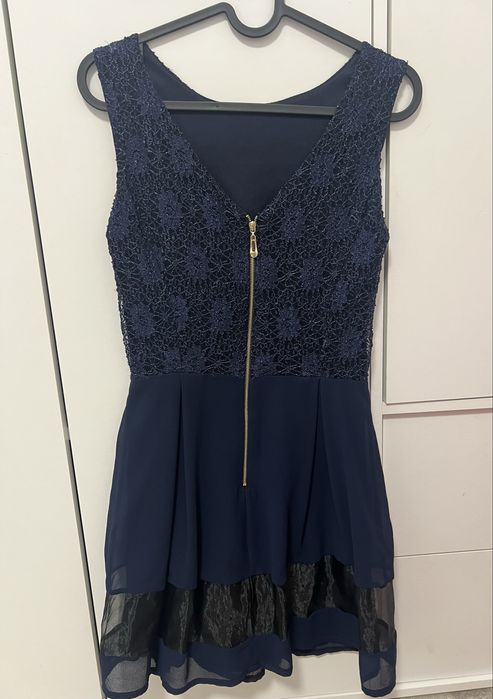 Официални рокли - размер XS