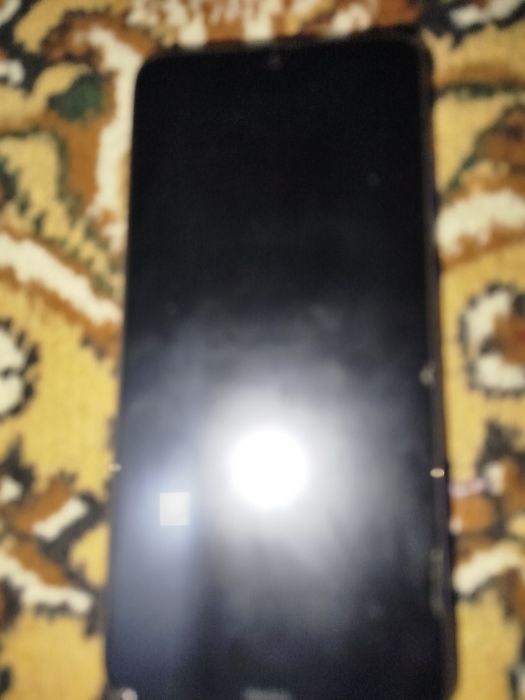 Redmi 8 xotira 3/ 32
