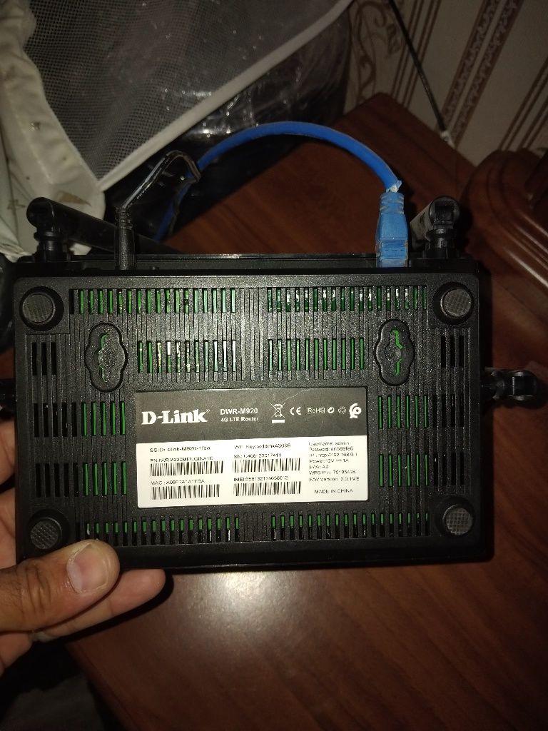 W-FI  D-Link -M920