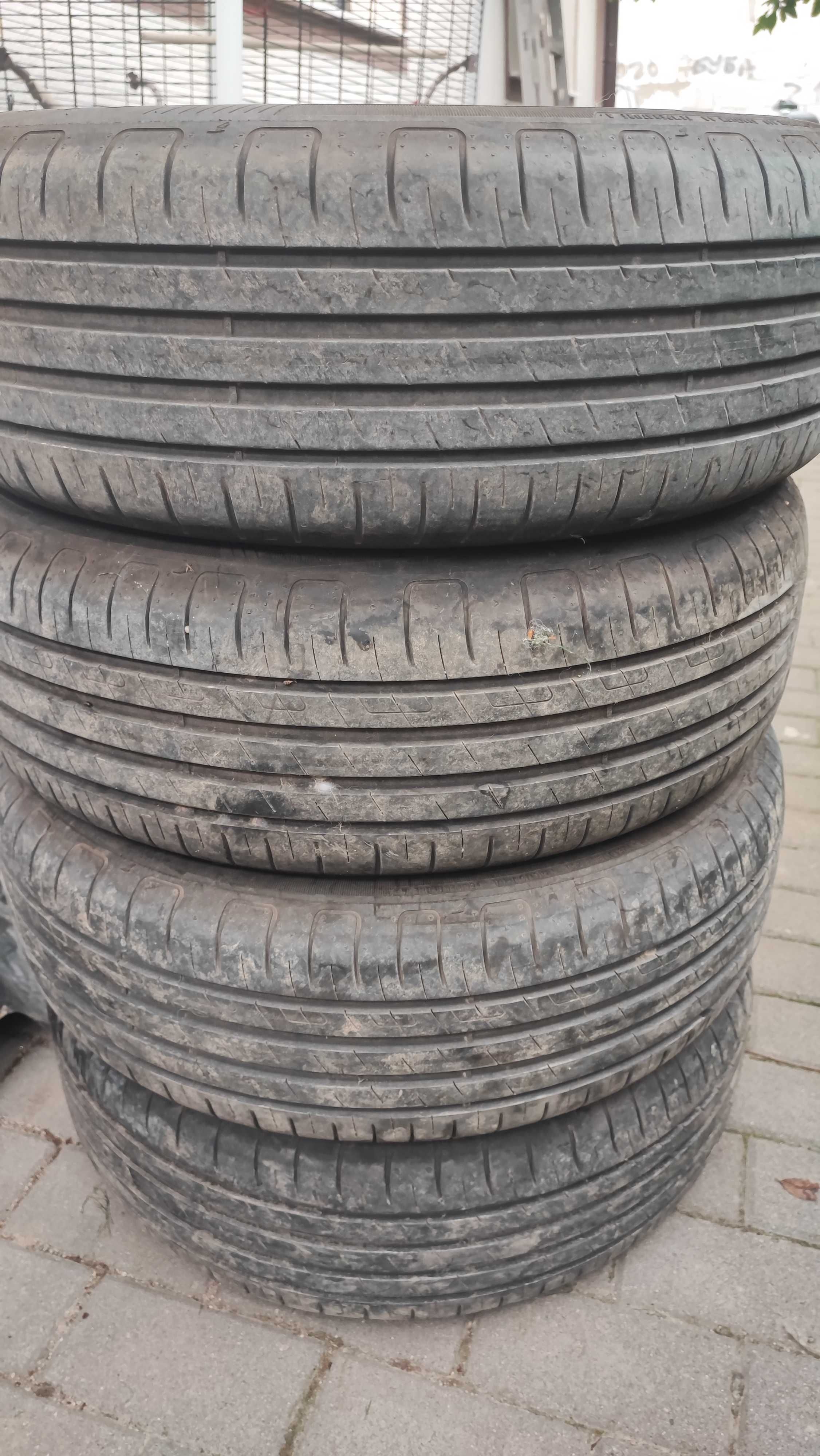 Летни гуми Goodyear 205/60/16