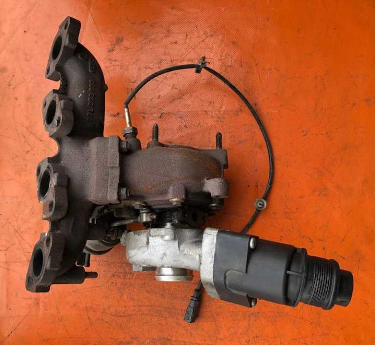 Turbina Audi A4 B8 2.0 TDI cod 03L145702D V260