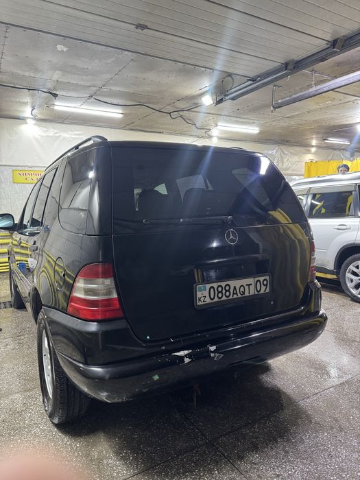 Продаю Мерседец  Мл 320 Американец